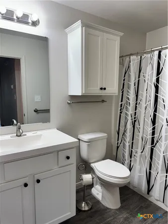 $2,500 | 909 2nd Street, Cuero, TX 77954