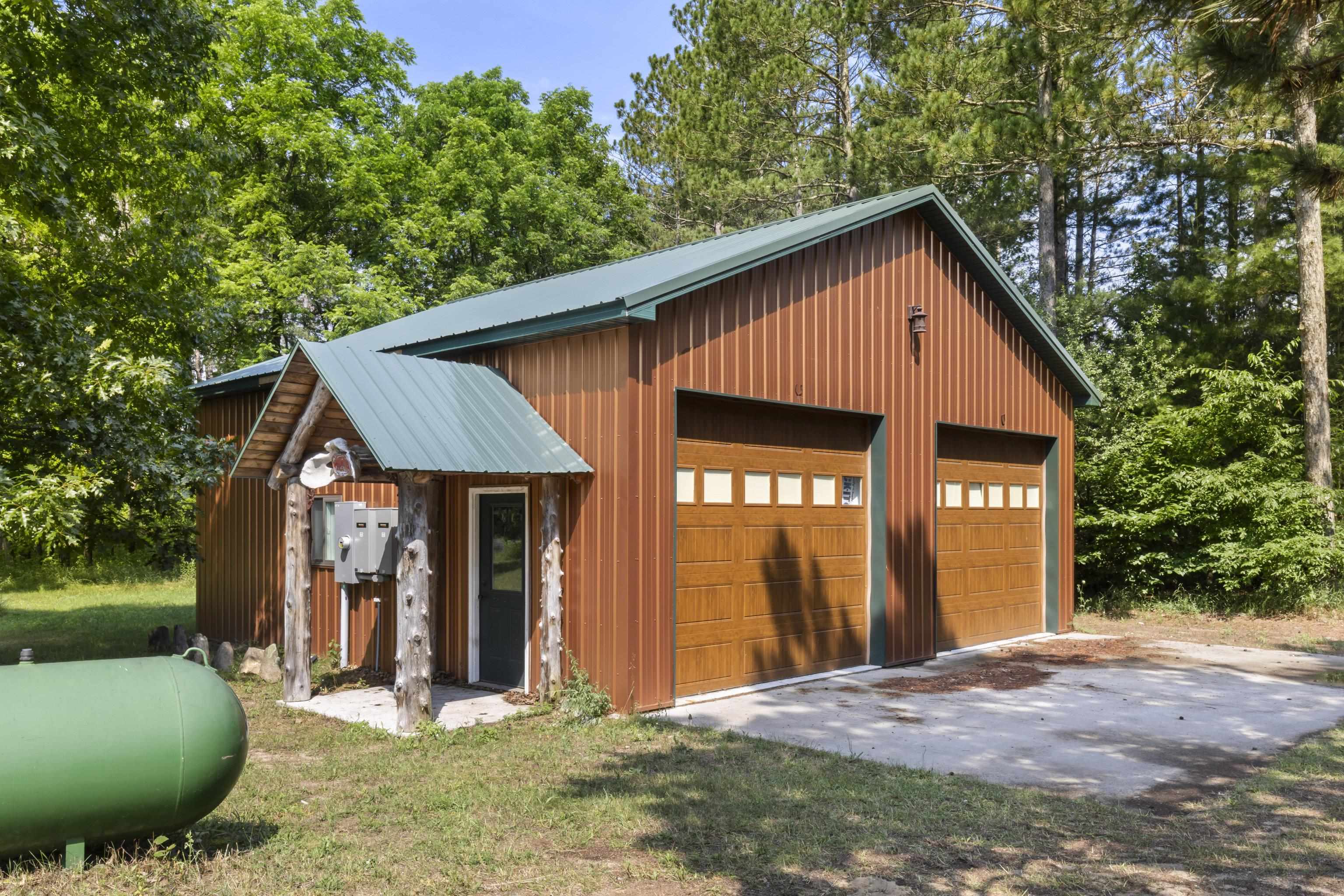 19603 Cinder Road Interlochen, MI 49643 - Photo 33 of 38