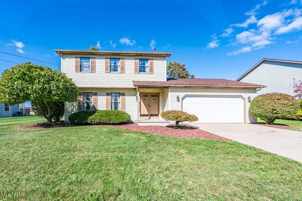 $299,900 | 8536 Hilltop Drive, Youngstown, OH 44514
