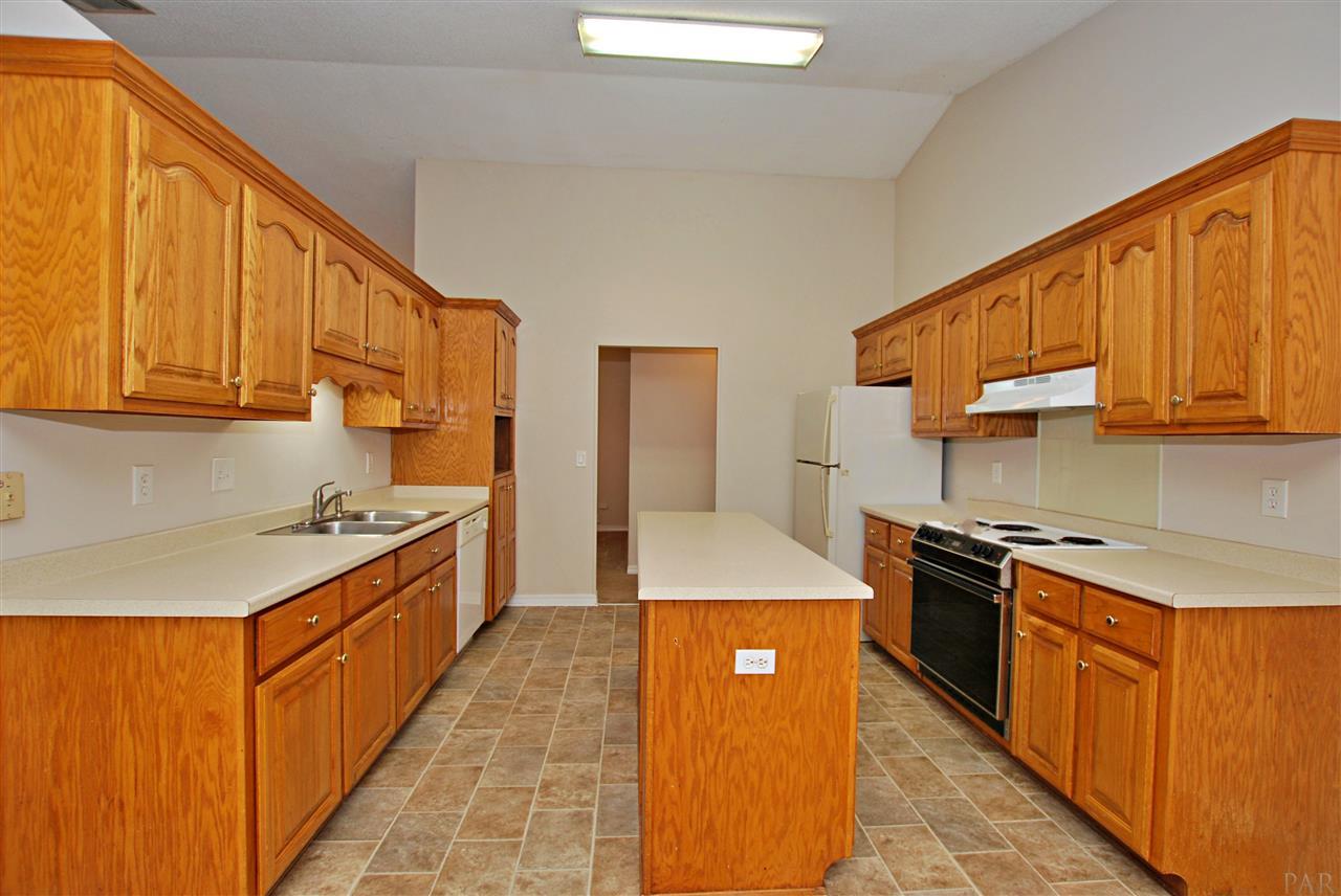 4348 Bayou Ridge Drive Pace, FL 32571 - Photo 4 of 15 Gallery Image 4