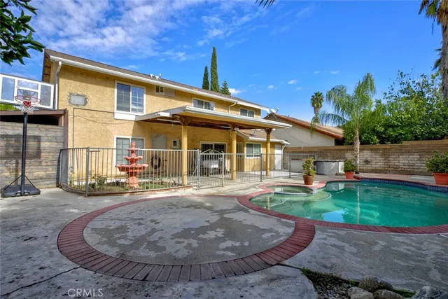 a view of a house with entertaining space