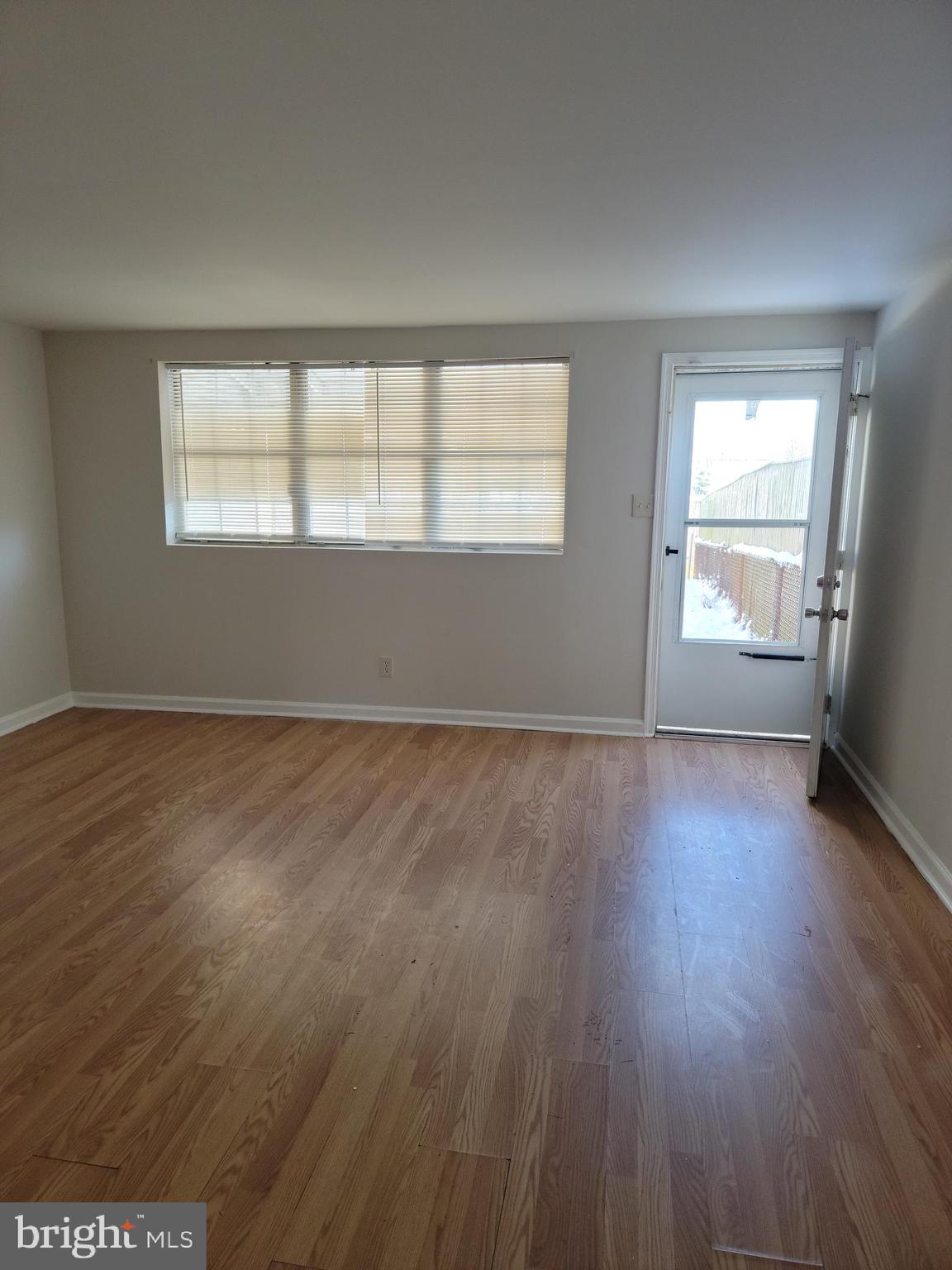 3127 Bero Road Baltimore, MD 21227 - Photo 11 of 18