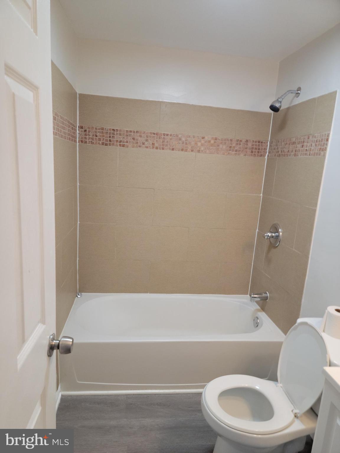 3127 Bero Road Baltimore, MD 21227 - Photo 13 of 18