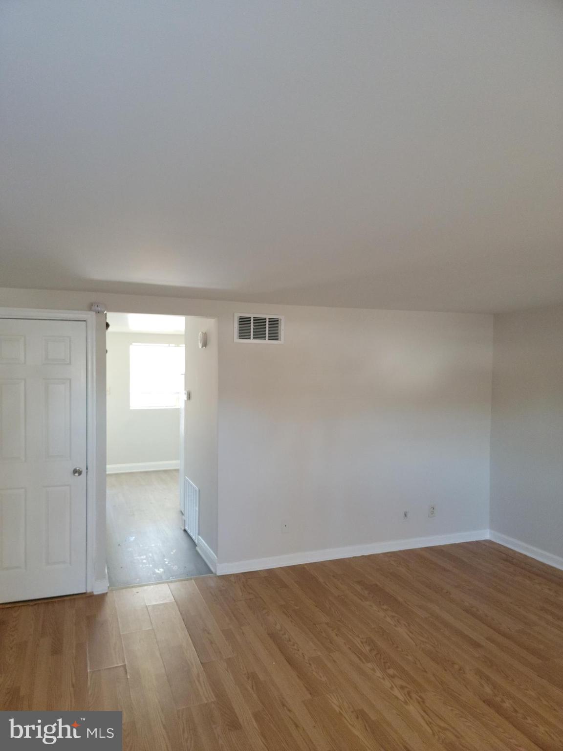 3127 Bero Road Baltimore, MD 21227 - Photo 10 of 18