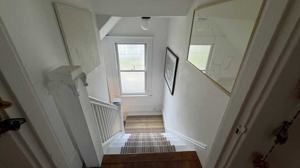 155 Prospect Street Northampton, MA 01060 - Photo 7 of 30