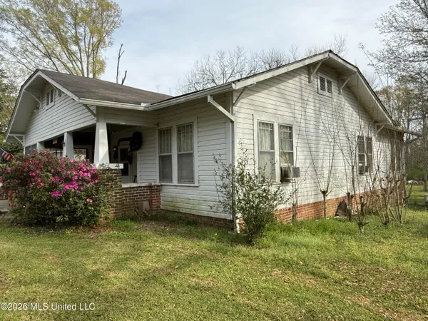 $121,000 | 204 Highway 500, Lena, MS 39094