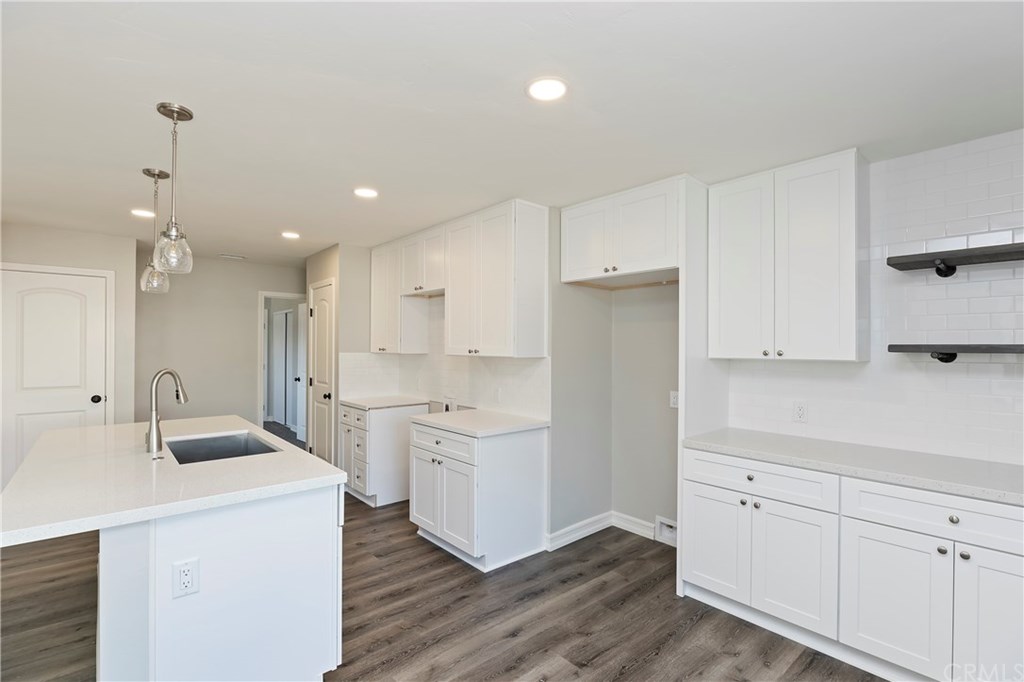 6427 Juanro Way Riverside, CA 92504 - Photo 11 of 23