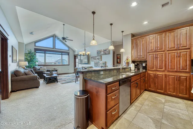 $625,000 | 2051 North Main Street, Unit 314, Coeur D'Alene, ID 83814