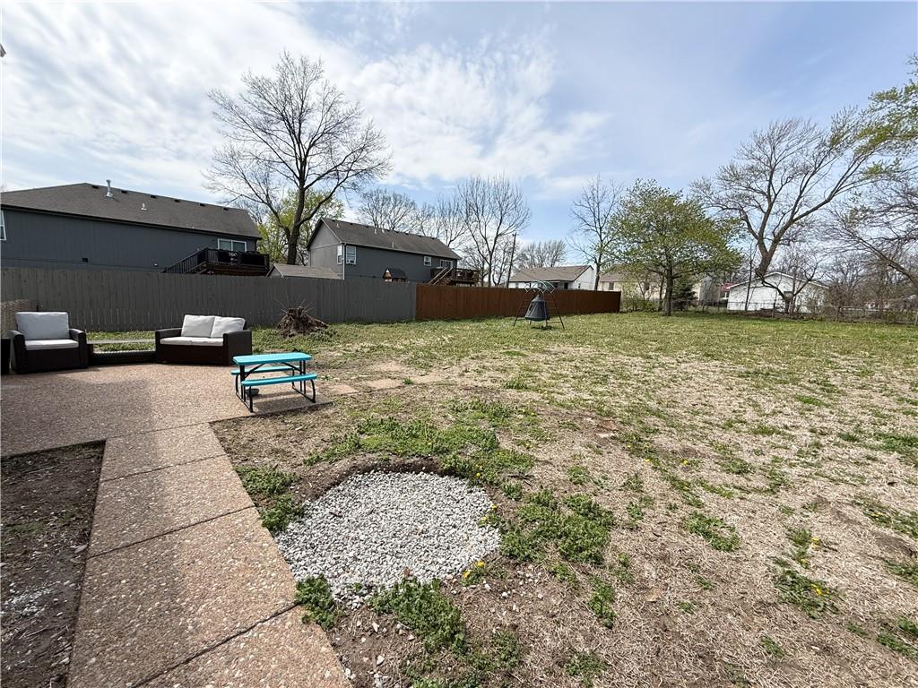 210 South Franklin Street Raymore, MO 64083 - Photo 18 of 19