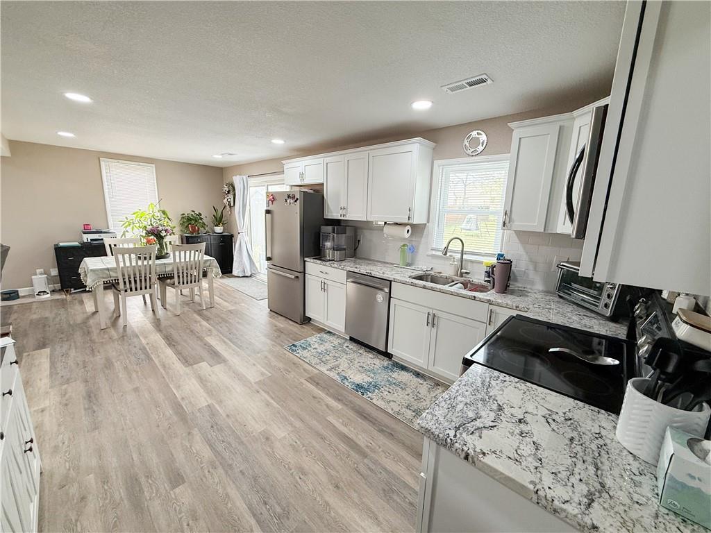 210 South Franklin Street Raymore, MO 64083 - Photo 5 of 19