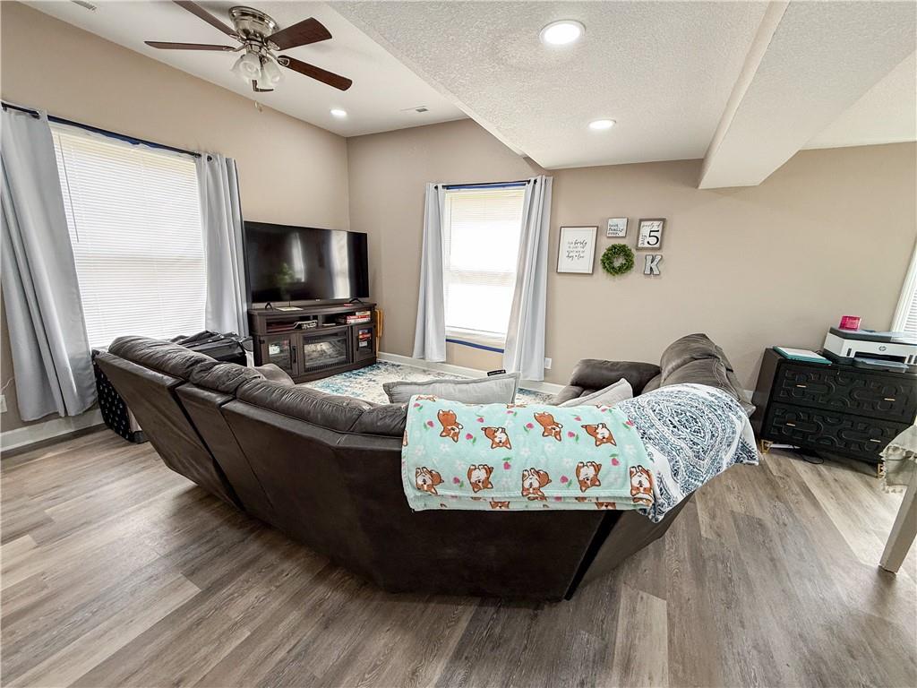 210 South Franklin Street Raymore, MO 64083 - Photo 7 of 19
