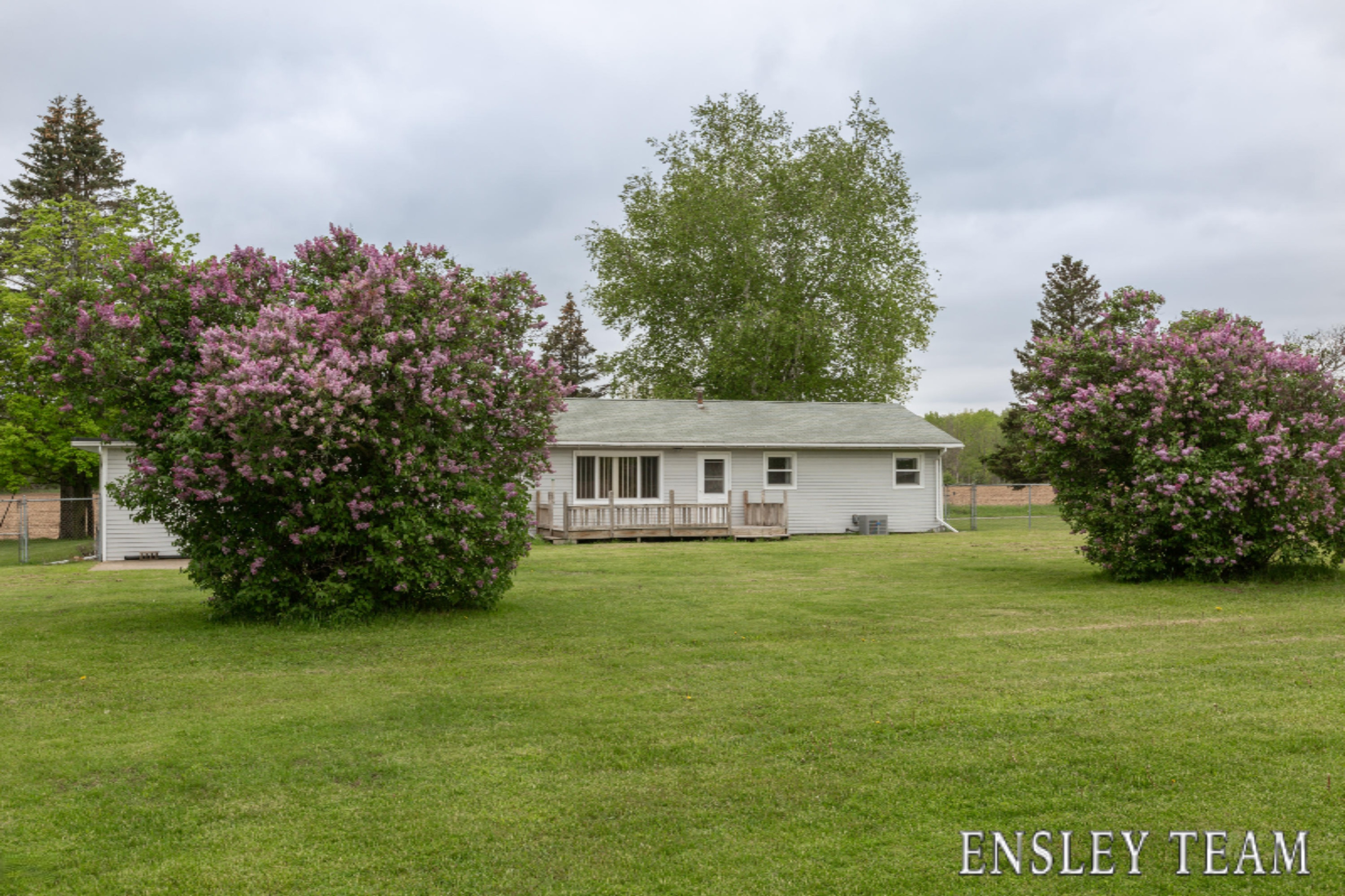 1233 Waldron Road South Crystal, MI 48818 - Photo 4 of 19 Ensley Team-1233 Waldron Rd Crystal-3