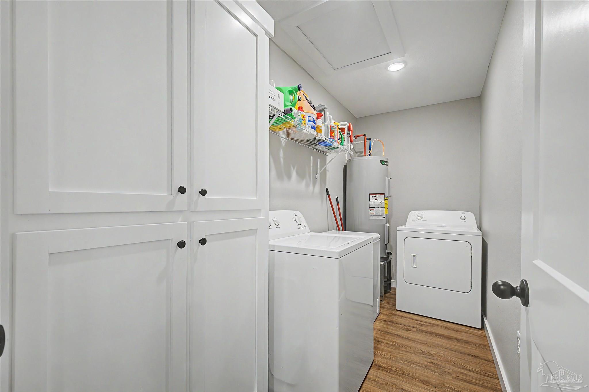 2549 Ten Mile Road Pace, FL 32571 - Photo 20 of 46 a utility room with dryer and washer