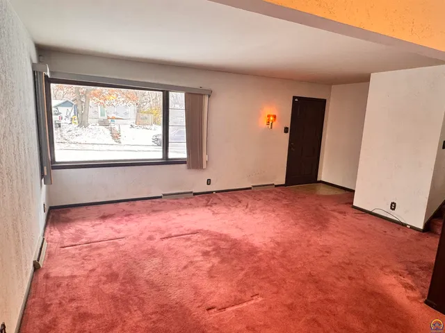 $135,000 | 430 Northeast Wabash Avenue, Topeka, KS 66616