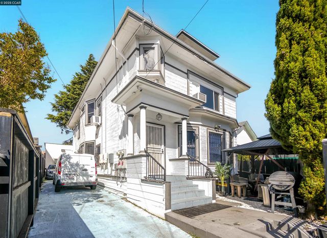 $675,000 | 2510 East 21st Street, Oakland, CA 94601