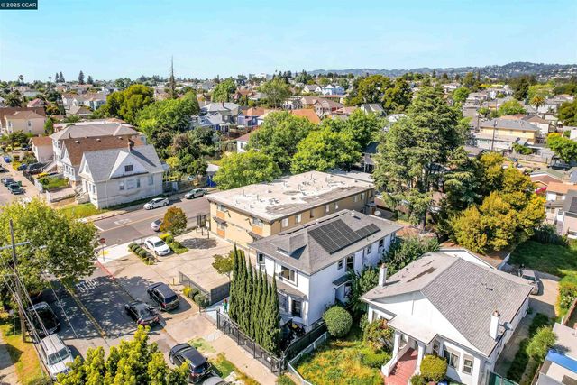 $675,000 | 2510 East 21st Street, Oakland, CA 94601