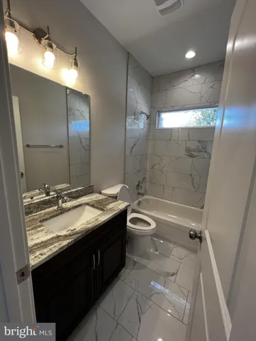 $2,195 | 38 Meadow View Lane, Colonial Beach, VA 22443