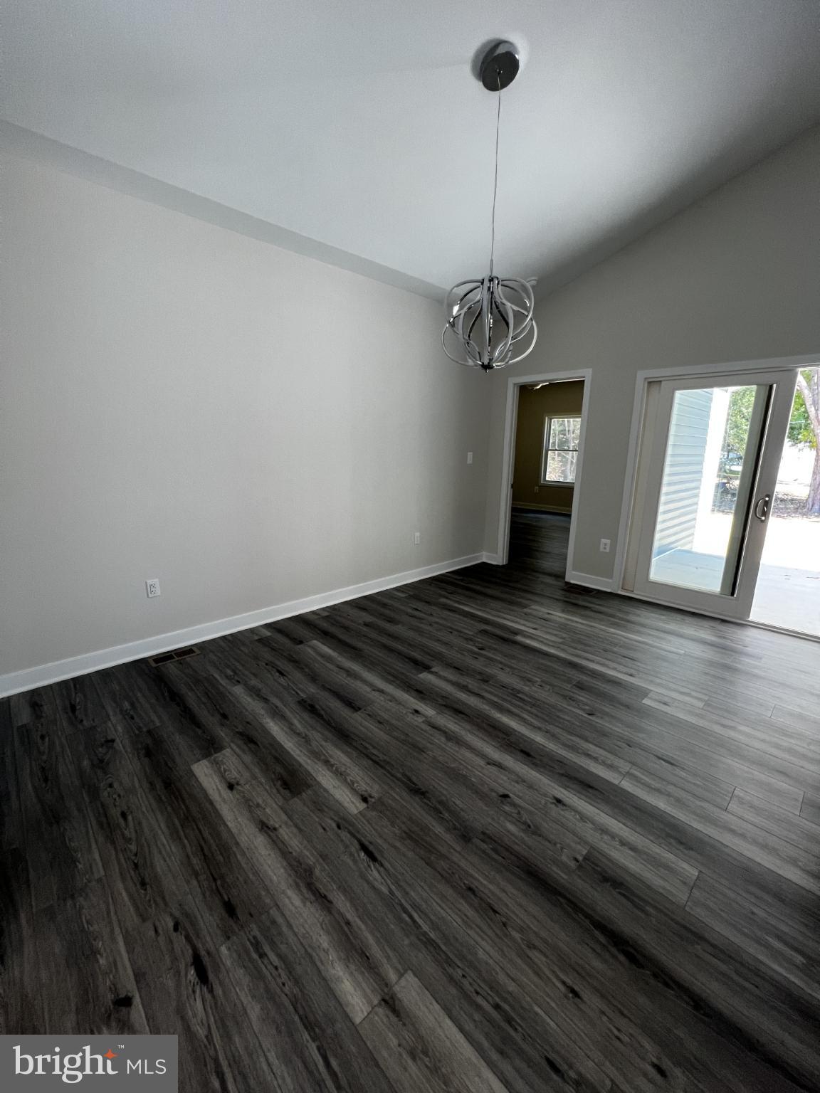 38 Meadow View Lane Colonial Beach, VA 22443 - Photo 24 of 44 Spacious room with modern elegance.