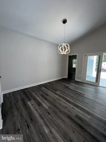 $2,195 | 38 Meadow View Lane, Colonial Beach, VA 22443