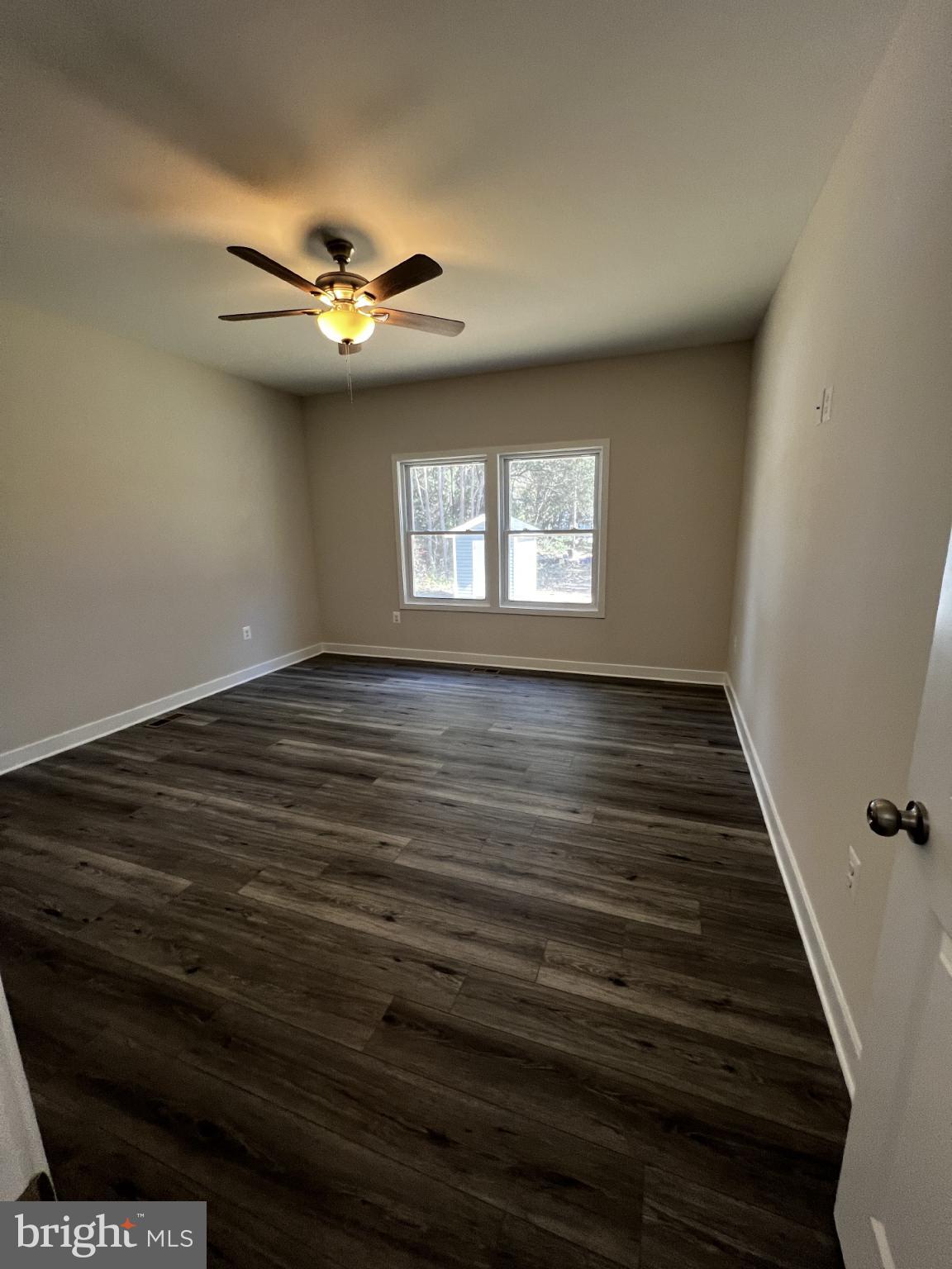 38 Meadow View Lane Colonial Beach, VA 22443 - Photo 29 of 44 Bright and airy room with modern charm.