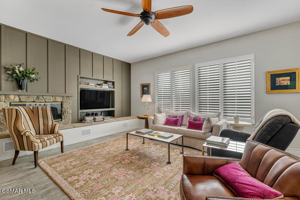 5937 Indian Terrace Drive Simi Valley, CA 93063 - Photo 24 of 75 5937 Indian Terrace Dr- HsHProd -30