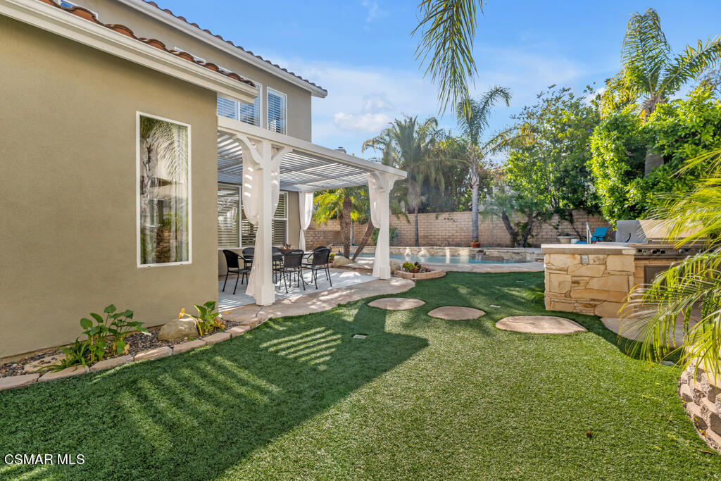 5937 Indian Terrace Drive Simi Valley, CA 93063 - Photo 49 of 75 5937 Indian Terrace Dr- HsHProd -51