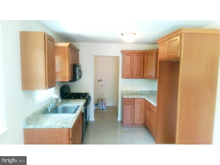 20 Smith Street Howell, NJ 07731 - Photo 7 of 15