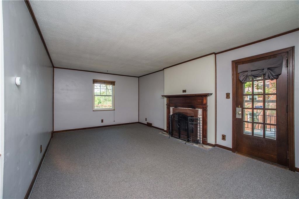 4757 Doyle Road Pittsburgh, PA 15227 - Photo 4 of 25 Gallery Image 4