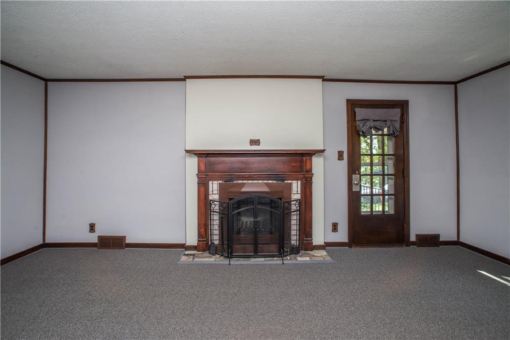 4757 Doyle Road Pittsburgh, PA 15227 - Photo 6 of 25 Gallery Image 6