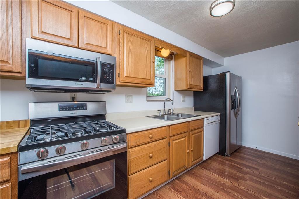4757 Doyle Road Pittsburgh, PA 15227 - Photo 9 of 25 Gallery Image 9