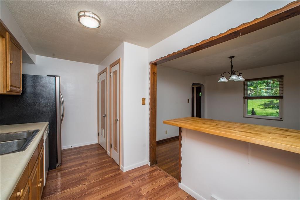 4757 Doyle Road Pittsburgh, PA 15227 - Photo 10 of 25 Gallery Image 10