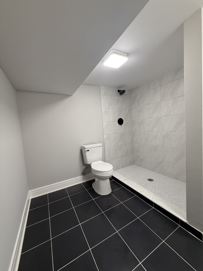 6946 South May Street Chicago, IL 60621 - Photo 17 of 20 Gallery Image 17