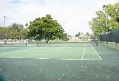 a view of a tennis court