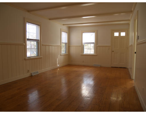 14 Dayton Road Scituate, MA 02066 - Photo 4 of 8 Gallery Image 4