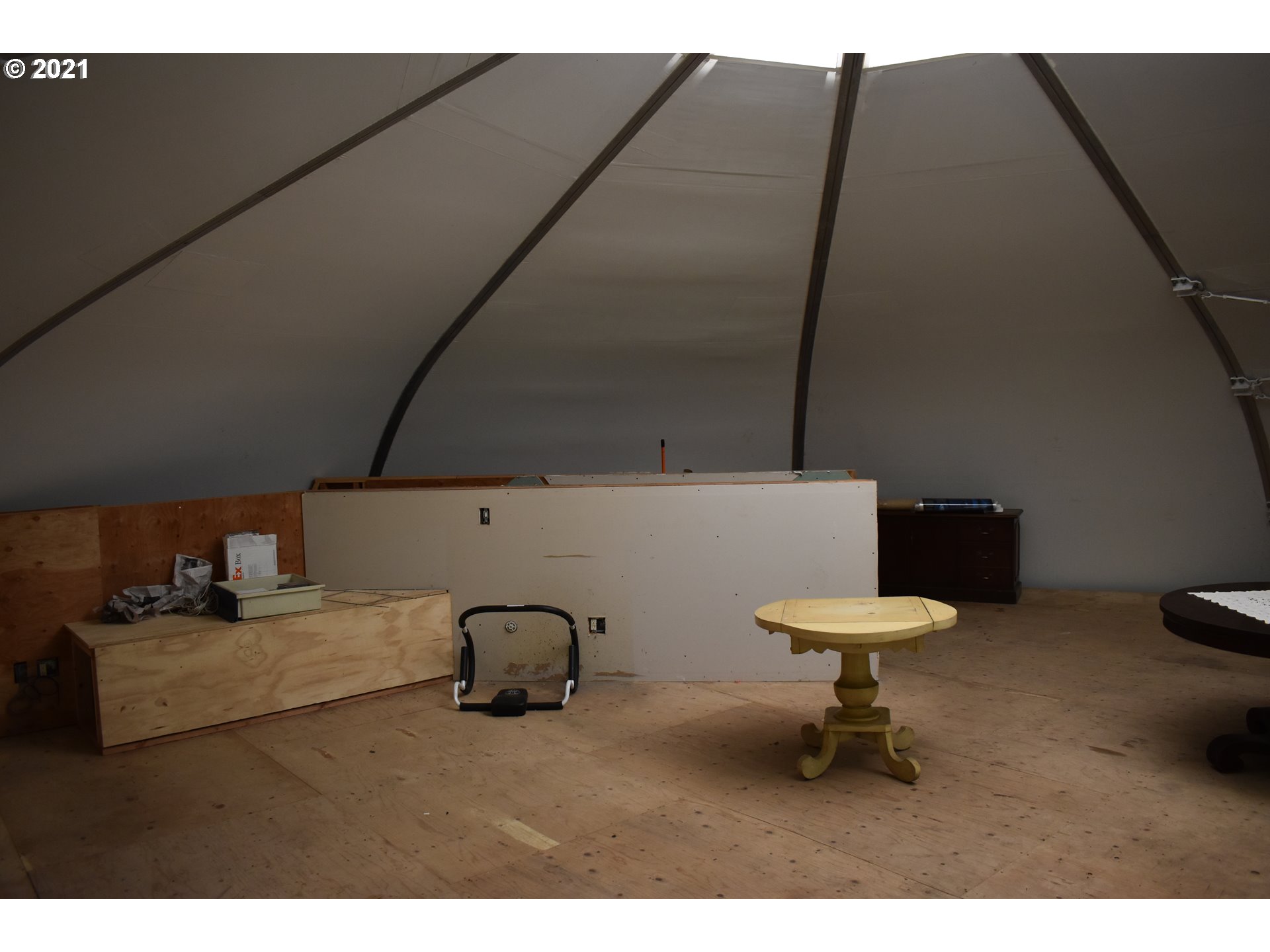 4911 Southwest Garden Home Road Portland, OR 97219 - Photo 7 of 15