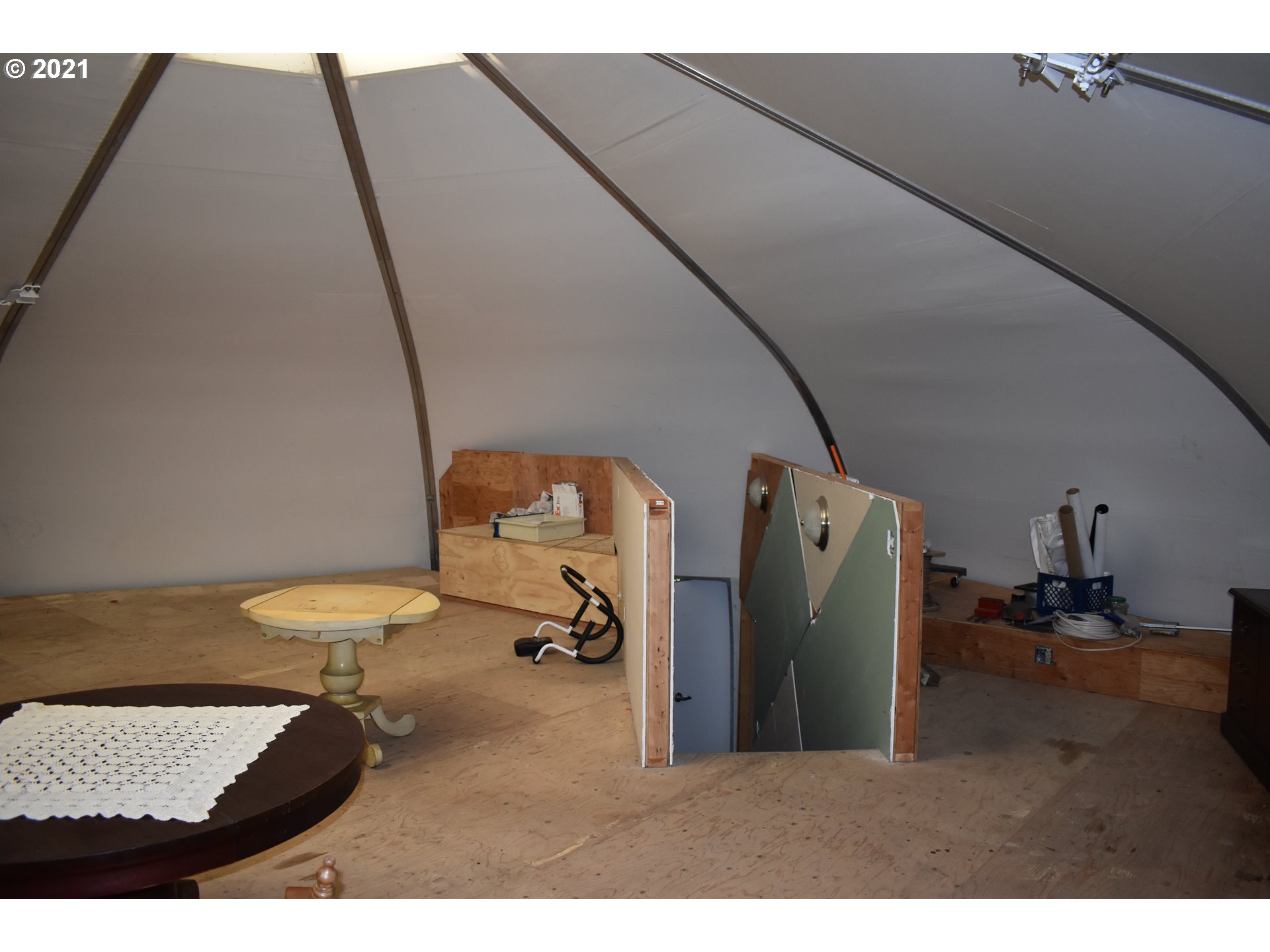 4911 Southwest Garden Home Road Portland, OR 97219 - Photo 9 of 15