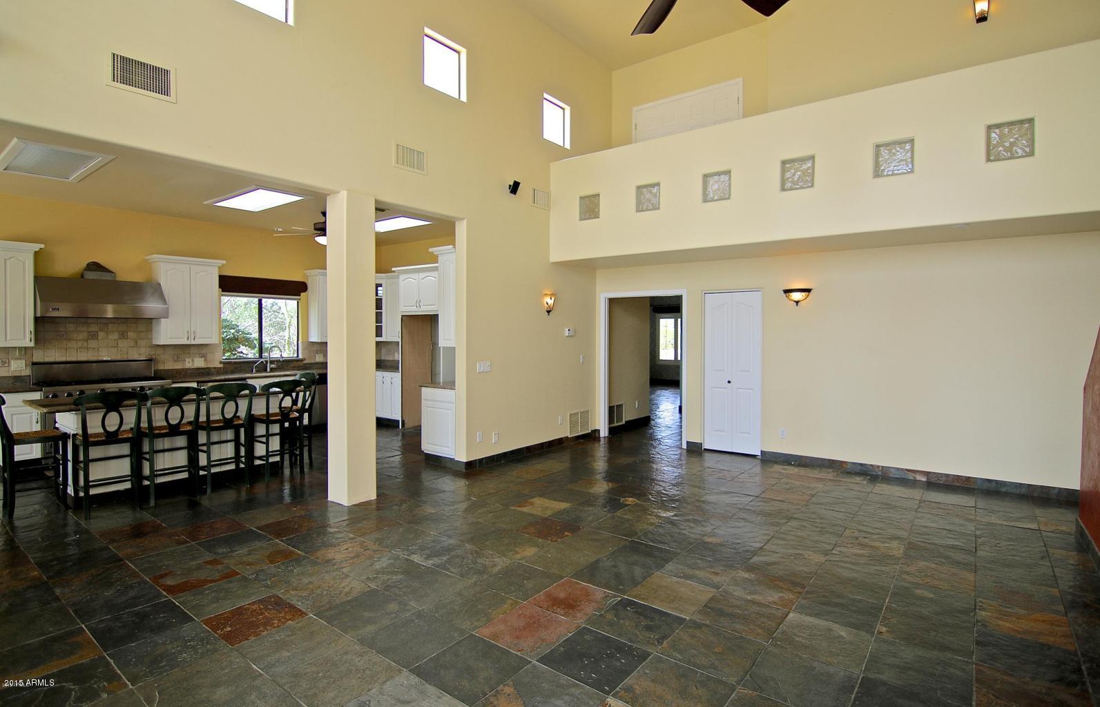 3530 North Hawes Road, Unit 3 Mesa, AZ 85207 - Photo 5 of 68 20150826171354565913000000-o