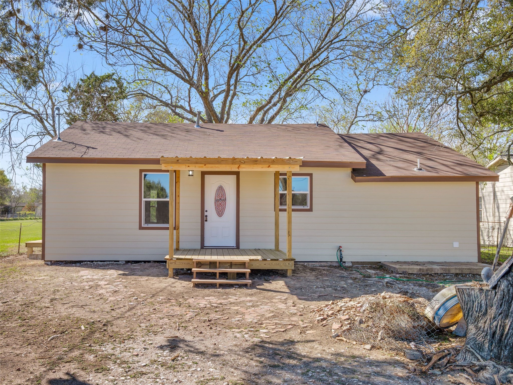 2110 Horn Road Bay City, TX 77414 - Photo 2 of 11