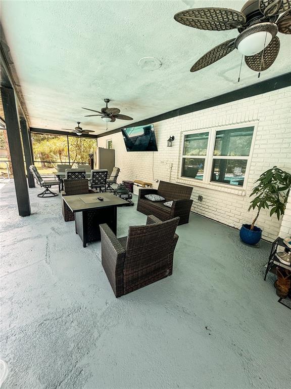 7608 Franklin Road Plant City, FL 33565 - Photo 4 of 47 Gallery Image 4