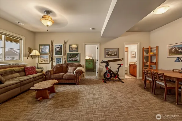 $970,000 | 20639 Miracle Mile, Leavenworth, WA 98826