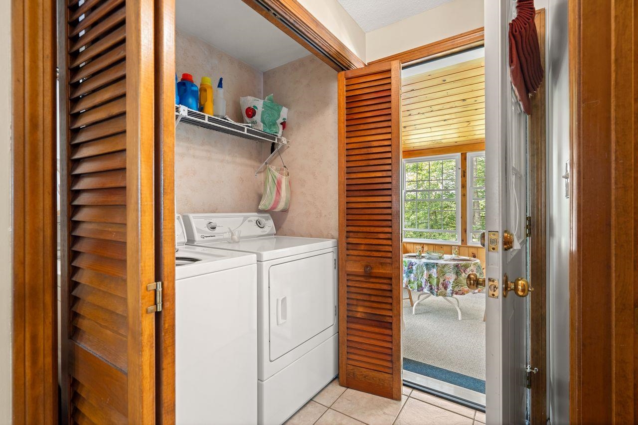 39 Autumn Run Hooksett, NH 03106 - Photo 14 of 38