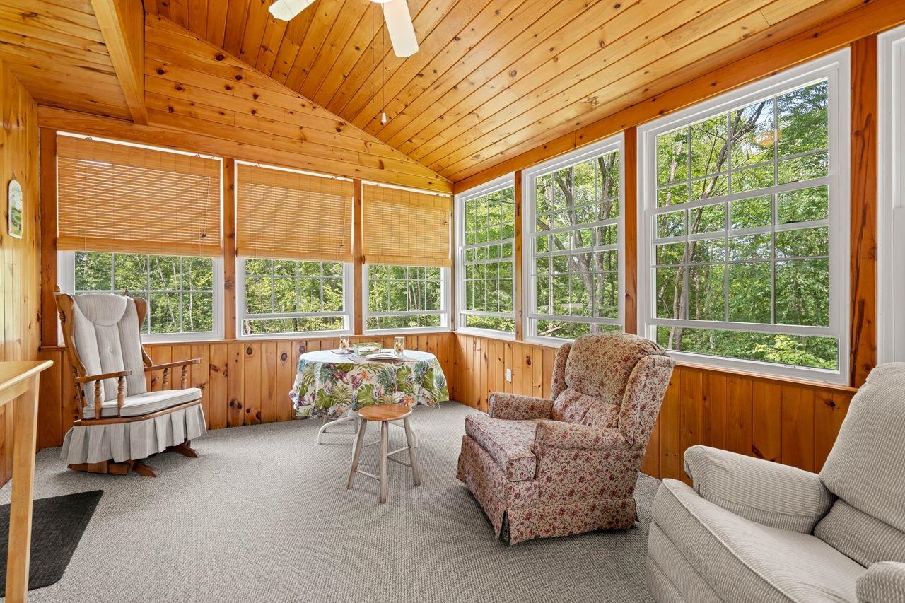 39 Autumn Run Hooksett, NH 03106 - Photo 16 of 38