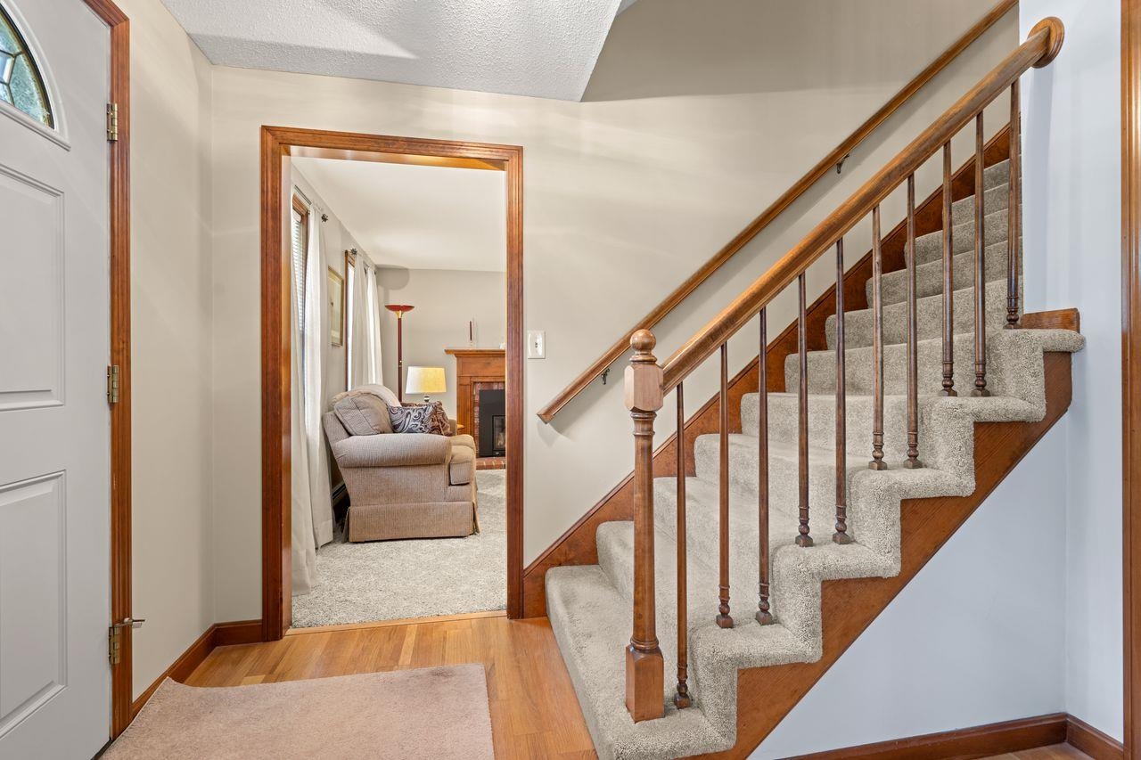 39 Autumn Run Hooksett, NH 03106 - Photo 19 of 38