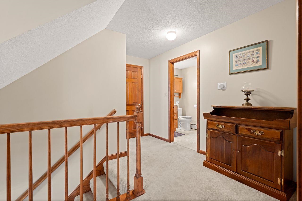 39 Autumn Run Hooksett, NH 03106 - Photo 20 of 38