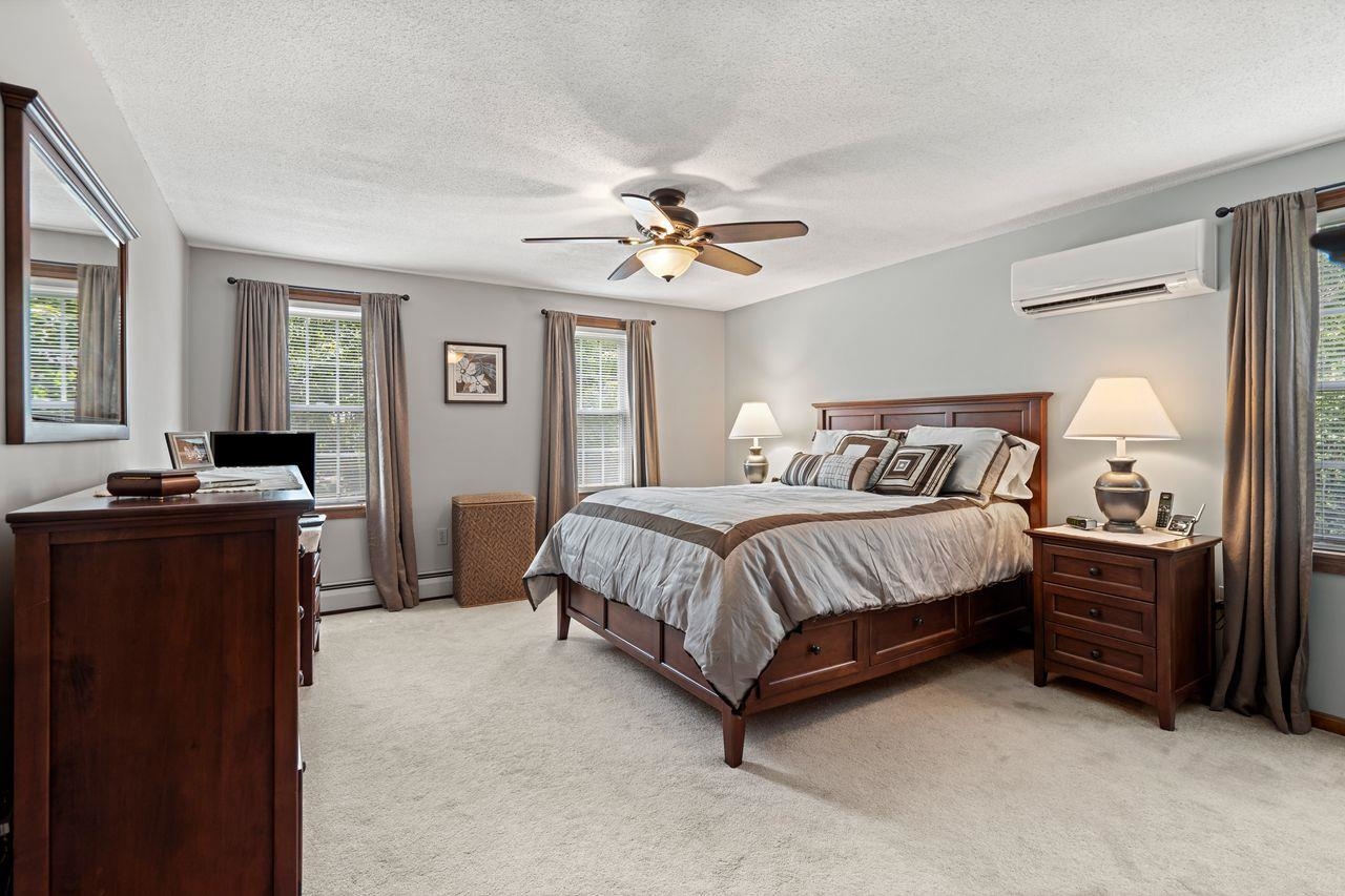 39 Autumn Run Hooksett, NH 03106 - Photo 21 of 38