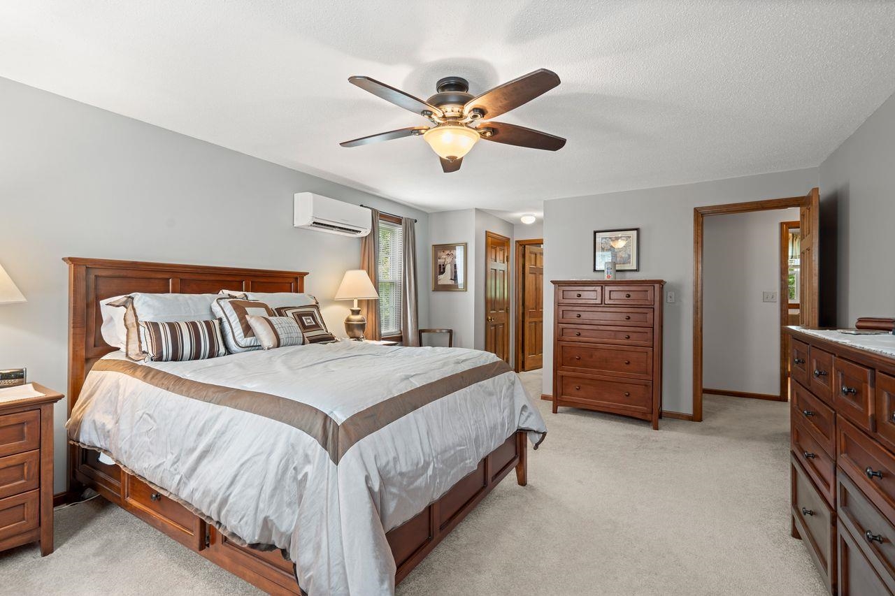 39 Autumn Run Hooksett, NH 03106 - Photo 22 of 38