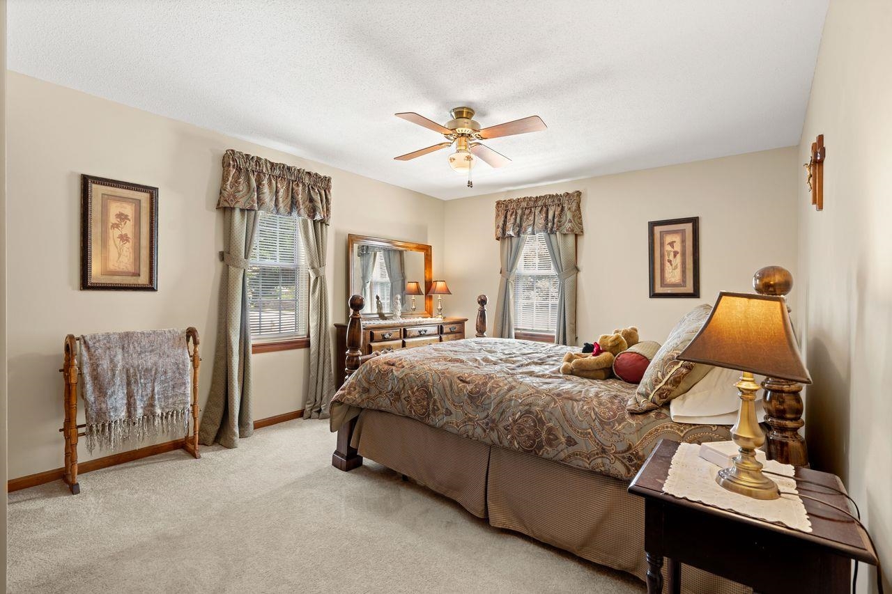 39 Autumn Run Hooksett, NH 03106 - Photo 28 of 38