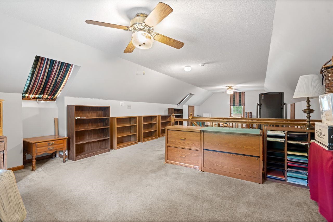 39 Autumn Run Hooksett, NH 03106 - Photo 34 of 38