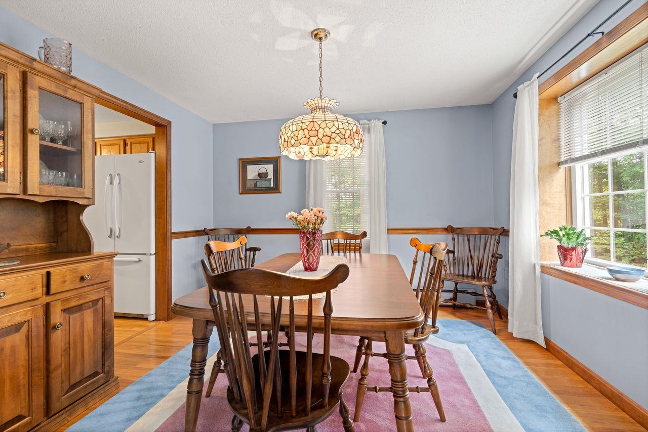 39 Autumn Run Hooksett, NH 03106 - Photo 7 of 38