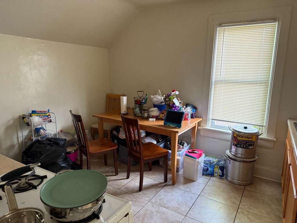 2337 Hansen Avenue Racine, WI 53405 - Photo 21 of 23 Unit 2-Bedroom 3